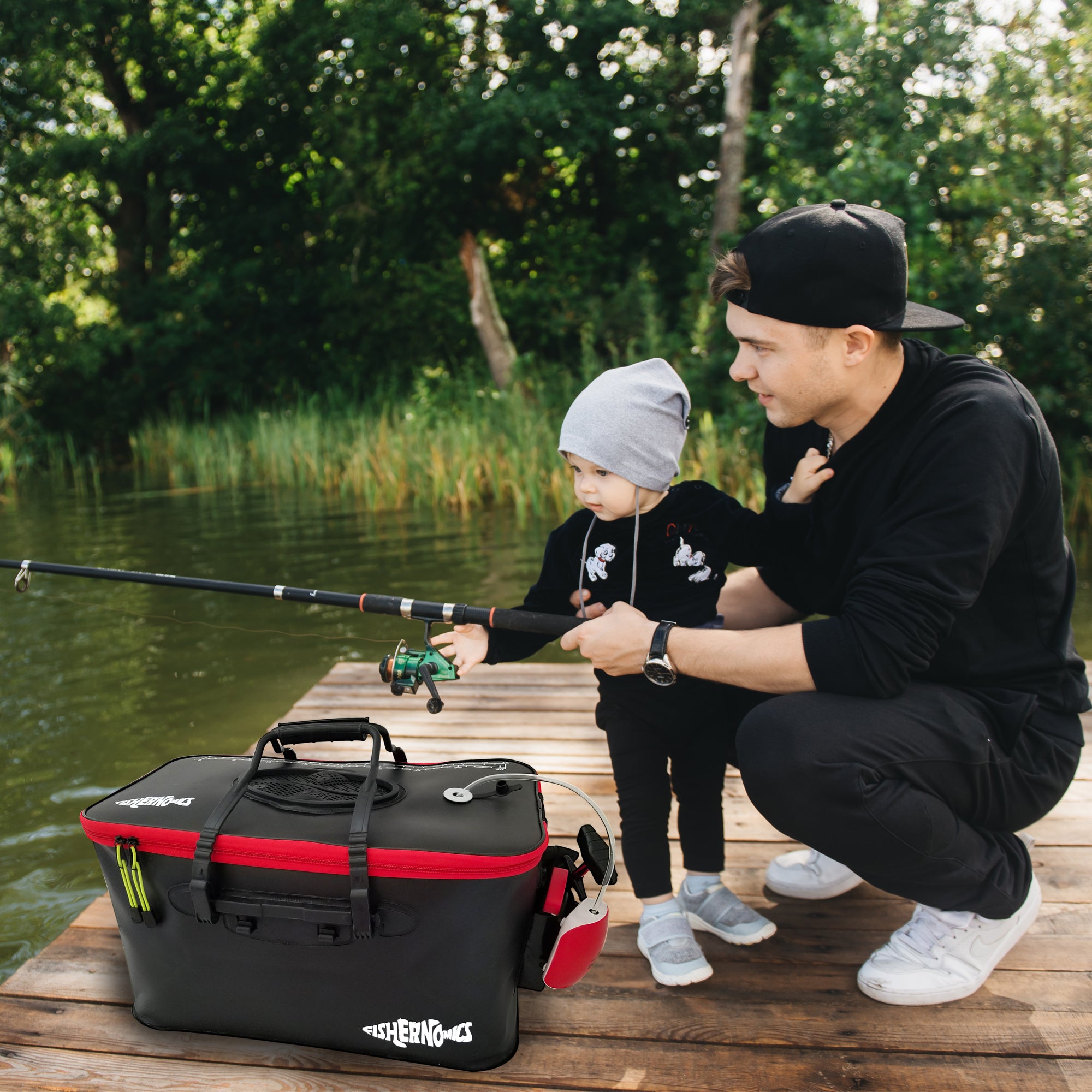 Fishing Bucket, Foldable Fishing Bait Bucket, Multifunctional Portable  Folding Fishing Minnow Bucket Fish Live Bait Container, Outdoor Camping EVA Fishing  Bag for Kids and Adult : : Sports, Fitness & Outdoors